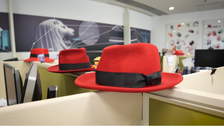 Red Hat's virtual Linux workstation is now available on AWS